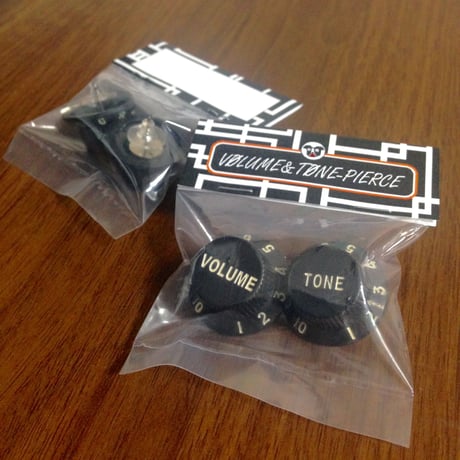 VOLUME＆TONE ピアス