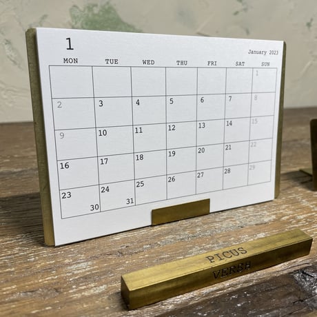 BRASS DESKTOP CALENDAR (2025年度版）