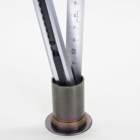 BRASS PEN STAND 02