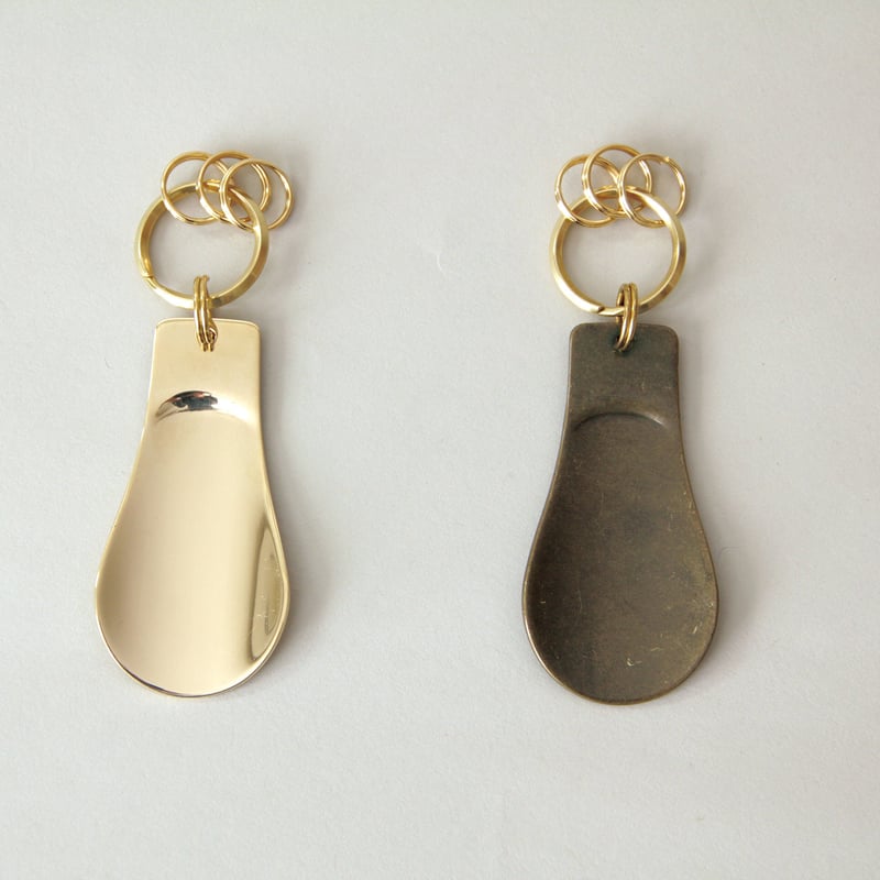 BRASS SHOE HORN KEY-RING S | PICUS