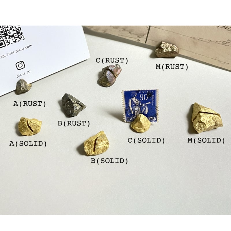 BRASS STONE CARD STAND | PICUS