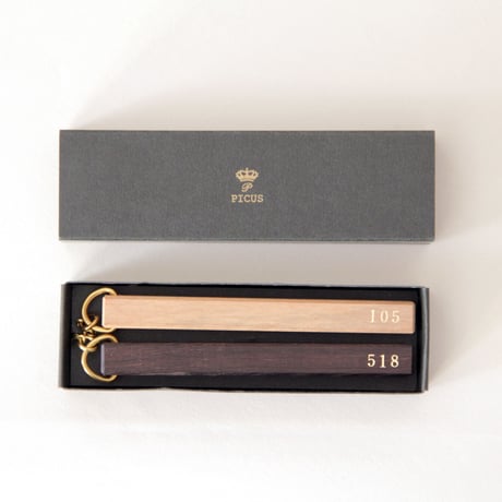 WOOD HOTEL KEY/BRASS ROOM KEY/BRASS-WOOD ROOM KEY GIFT BOX