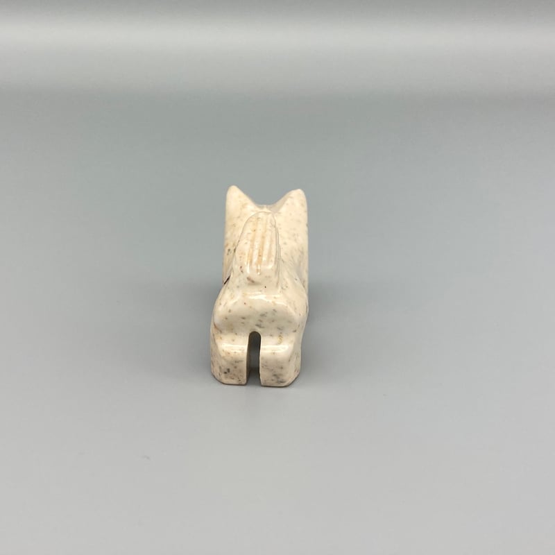 大理石　特別な力を持つ青い猫　縁起物　憑き物　呪物 Amazon.co.jp: 【石流通センター】【彫刻置物】セレナイト 猫