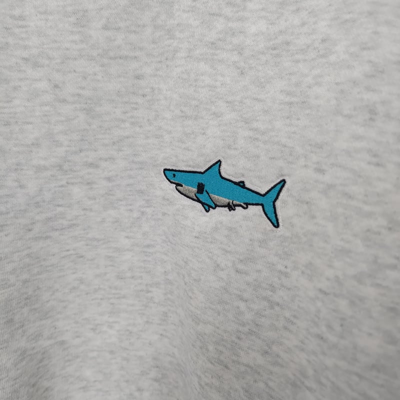 ワンポイントスウェット サメ | 図鑑Tシャツ