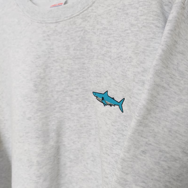 ワンポイントスウェット サメ | 図鑑Tシャツ