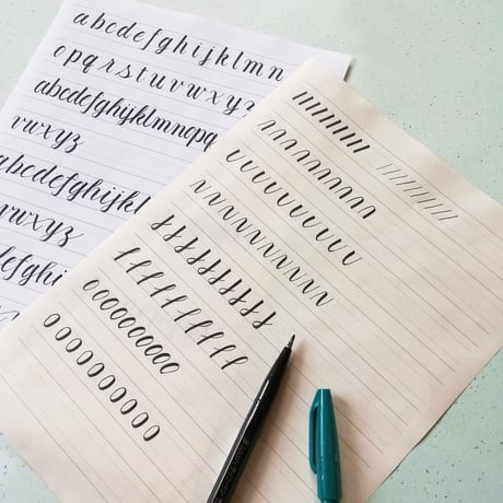 【ダウンロード無料】A4印刷用素材｜1:2:1罫線
