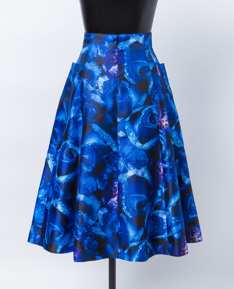 青薔薇3段ティアードスカート(48cm丈) Blue Rose×White 青薔薇スカート 青薔薇3段ティアードスカート(48cm丈) Blue Rose×White 青