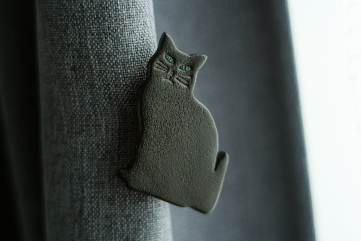 Buono》Leather Cat Brooch（キャットブローチ） | KIKUCHI L