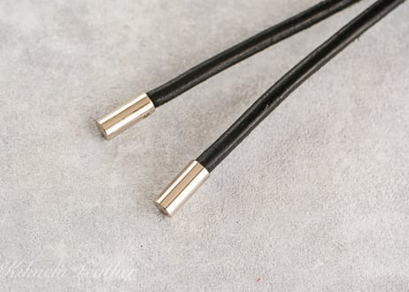 《Cow Leather》Yui レザーコードチャーム