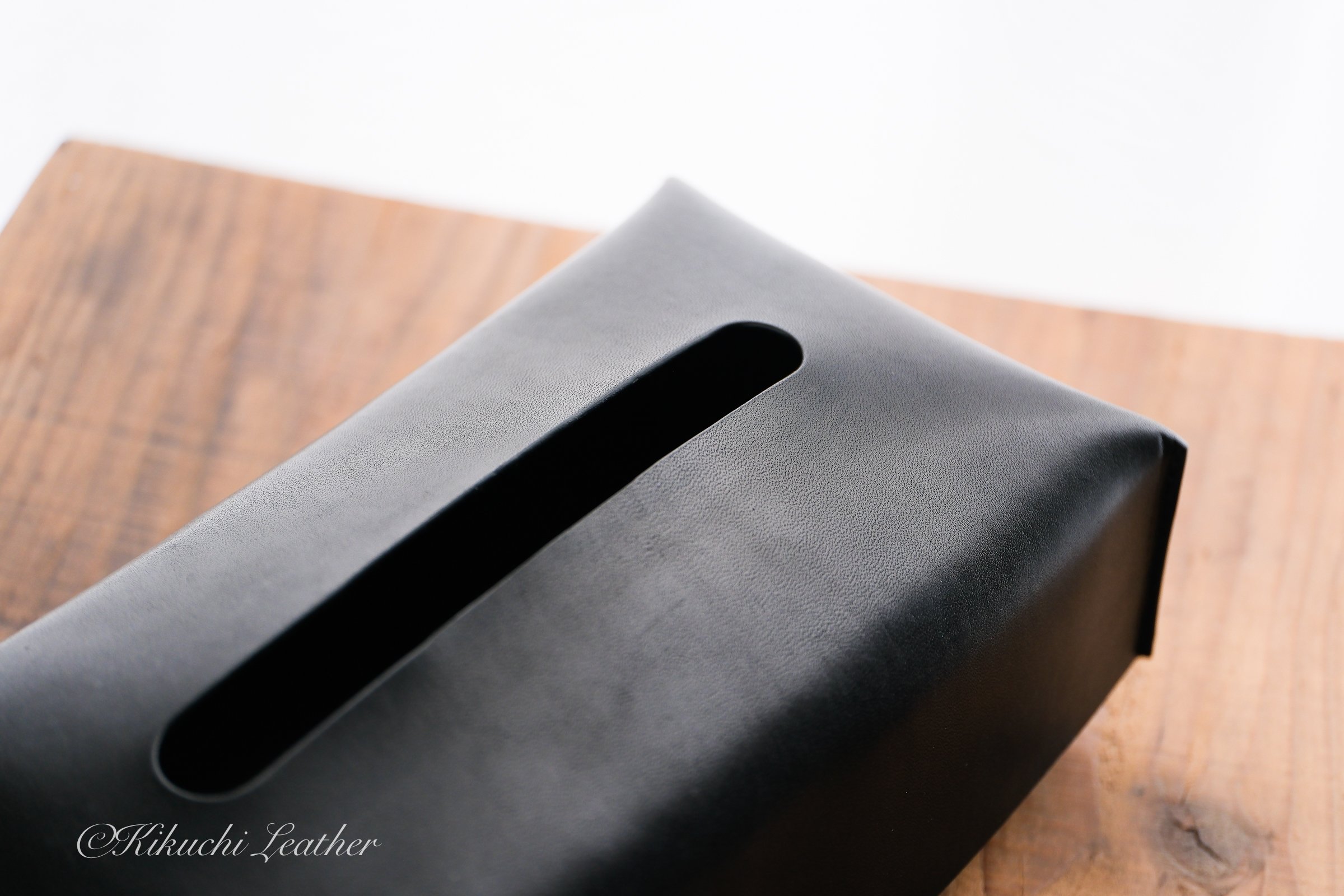 一点限り《RIVER》レザーティッシュボックスケース Black le090 | KIKUC