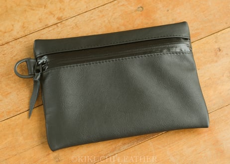 《WATERPROOF LEATHER》ジップポーチ ブラック