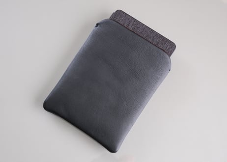 《WATERPROOF LEATHER》Kindle 本革レザースリーブケース｜Paperwhite / Colorsoft対応《Black》