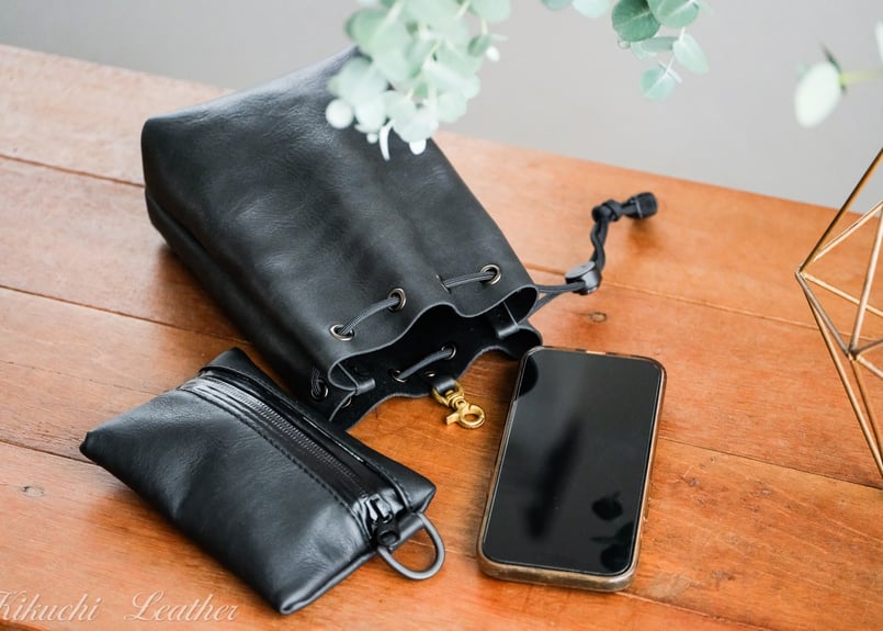 GINO》レザー巾着ポーチ《3colors》 | KIKUCHI LEATHER