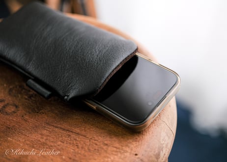 《WATERPROOF LEATHER》レザースリーブケース　Mini　iPhone・スマホケース　ブラック