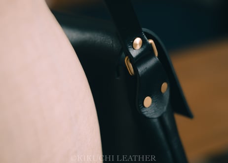 一点限り《CARLO》Flap Shoulder Bag Black Small le091