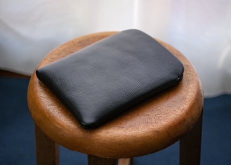 《LIONA》Kindle 本革レザースリーブケース｜Paperwhite / Colorsoft対応　《5colors》