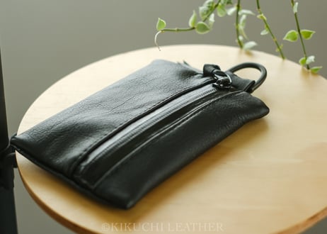 《WATERPROOF LEATHER》ジップポーチ ブラック