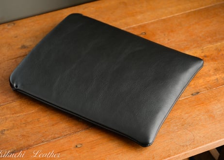 《WATERPROOF LEATHER》14インチ ノートPC用スリーブケース　ブラック