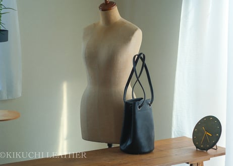 一点限り《GINO》2way Leather Hand Bag ブラック　le087