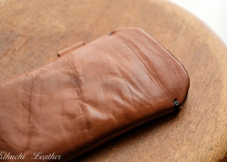 《DINA》本革レザースリーブケース Large iPhone・Android対応（iPhone17 Pro Max / 16 Plus 等） スマホケース《2colors》