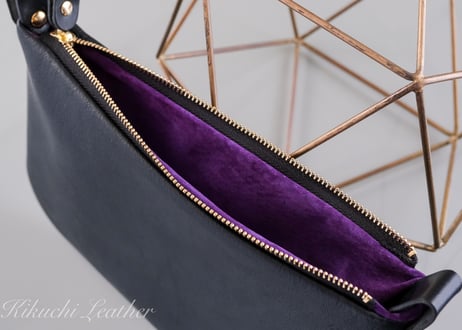 《WATERPROOF LEATHER》Noble Curve Pouch　Small