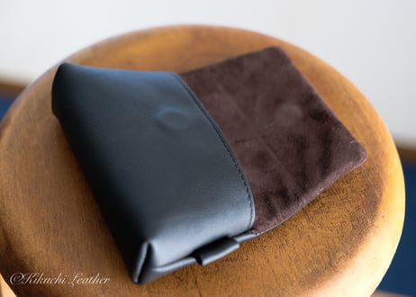 《WATERPROOF LEATHER》コンパクトカメラ用レザーカメラケース　Large　ブラック