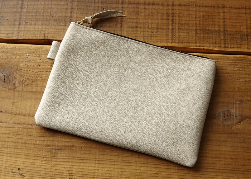 LIONA》フラットポーチ 《5colors》 | KIKUCHI LEATHER