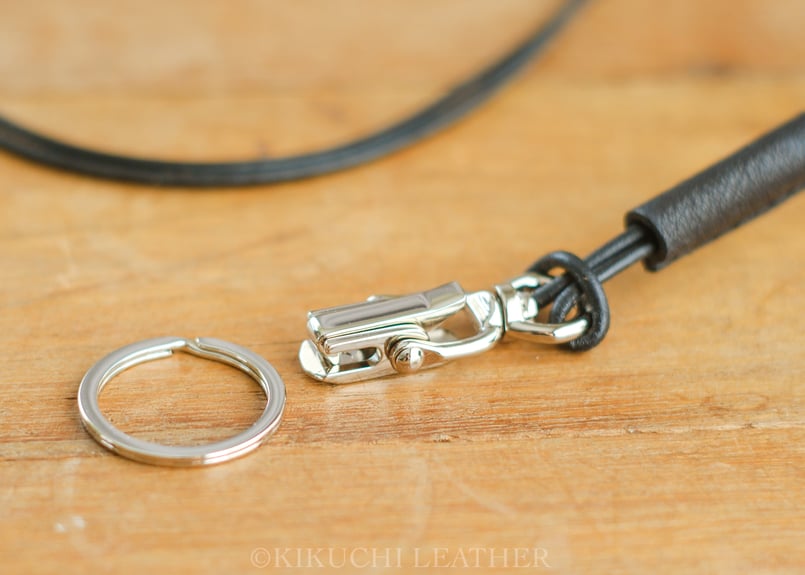 クリップタイプ レザーネックストラップ | KIKUCHI LEATHER