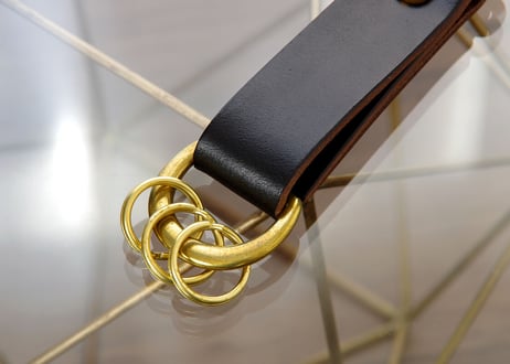 《HORWEEN CHROMEXCEL》ホーウィンクロムエクセル Brass Keyholder Regular