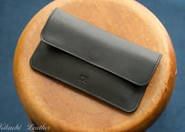 一点もの少し訳あり《RIVER》レザーフラップケース Large  iPhone・スマホケース　ブラック  le061