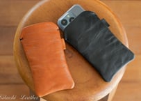 《DINA》本革レザースリーブケース Regular iPhone・Android対応（iPhone17 / 16 / 15 / Pro 等）スマホケース《2colors》