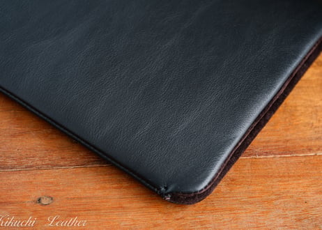 《WATERPROOF LEATHER》14インチ ノートPC用スリーブケース　ブラック