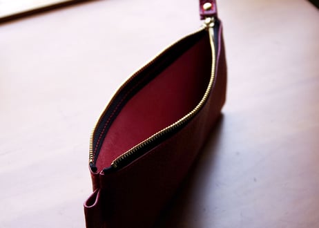 《GRATIA》フラットペンケース　Ｓ　《4colors》