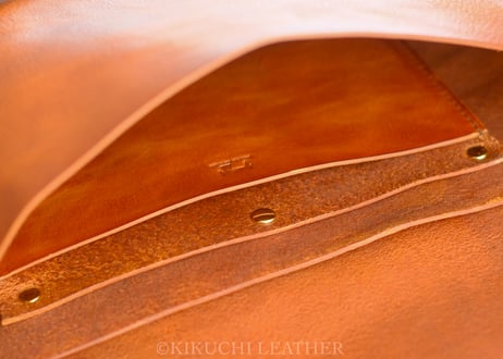 一点限り《GINO》Flap Shoulder Bag ブラウン　le086