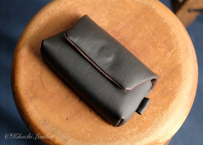 WATERPROOF LEATHER》コンパクトカメラ用レザーカメラケース Large ブラ