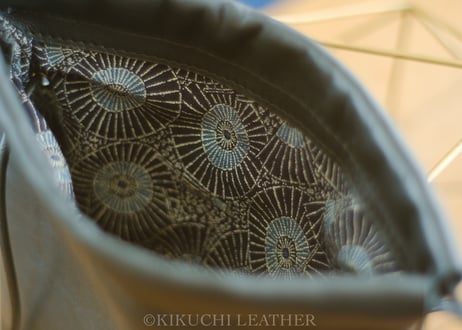 《WATERPROOF LEATHER》巾着バッグ　black