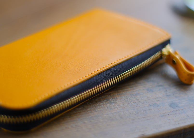 超美品アタオ★L字ファスナーロングウォレット 長財布 イントレチャート 本革 黄 Amazon.co.jp: [] ギフト包装 アタオ limovitro リモヴィトロ L