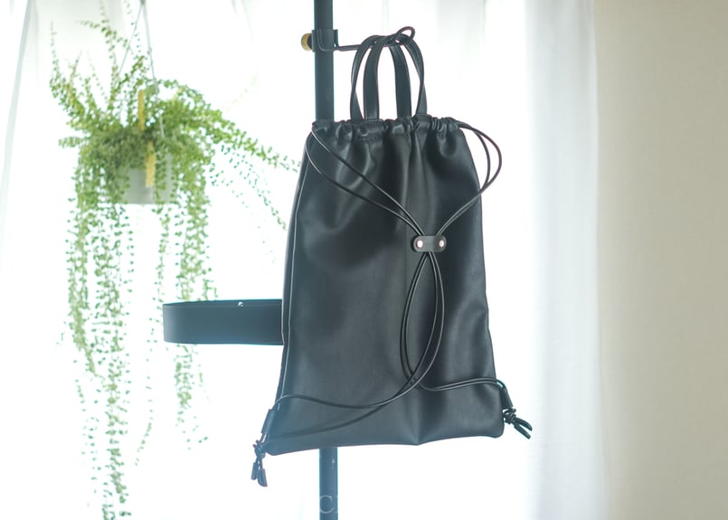 【HYKE】ＬＥＡＴＨＥＲ　ＫＮＡＰＳＡＣＫ　ナップサック　レザー HYKE(ハイク)】 LEATHER KNAPSACK｜PARIGOT ONLINE（パリゴ