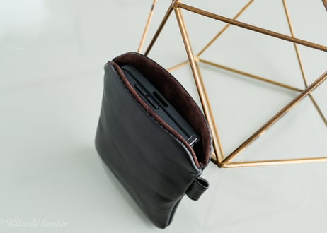 ☆O様専用カスタムオーダー品《CAVALLO》本革レザースリーブケース for iPhone Duo（iPhone Duo対応）スマホケース　ネイビー