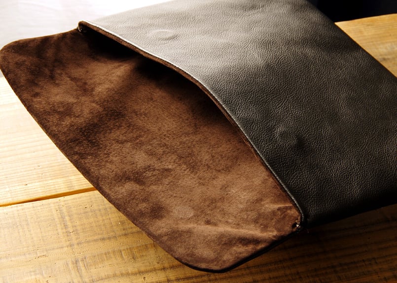 レア　バーバリーパソコンケース　14インチ　レザー レア バーバリーパソコンケース 14インチ レザー レアバーバリー