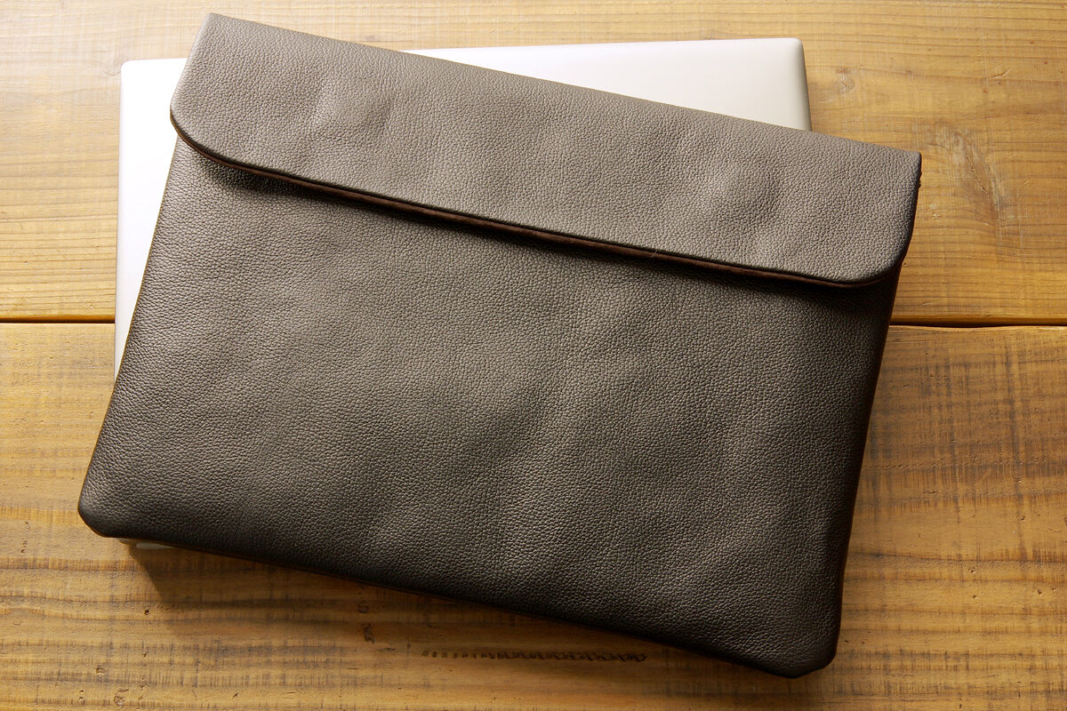 LIONA》14インチ ノートPC用フラップケース 《5colors》 | KIKUCHI