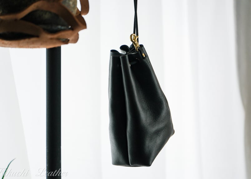 GINO》レザー巾着ポーチ《3colors》 | KIKUCHI LEATHER