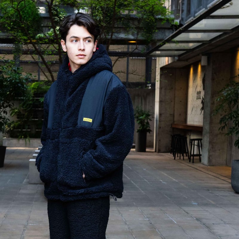 【新品未開封 / 中（L）】ファッショナブル「よだか」フーディー フルジップボアフーディー<Dios nació 1986>（G455-342） | gol.