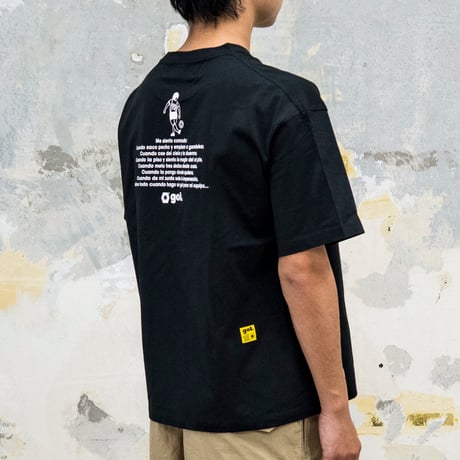 ピッチ外でも着たくなる、フットボールT‼️ルーズサイズスクエアTシャツ<DIEGUITO>（G692-052）