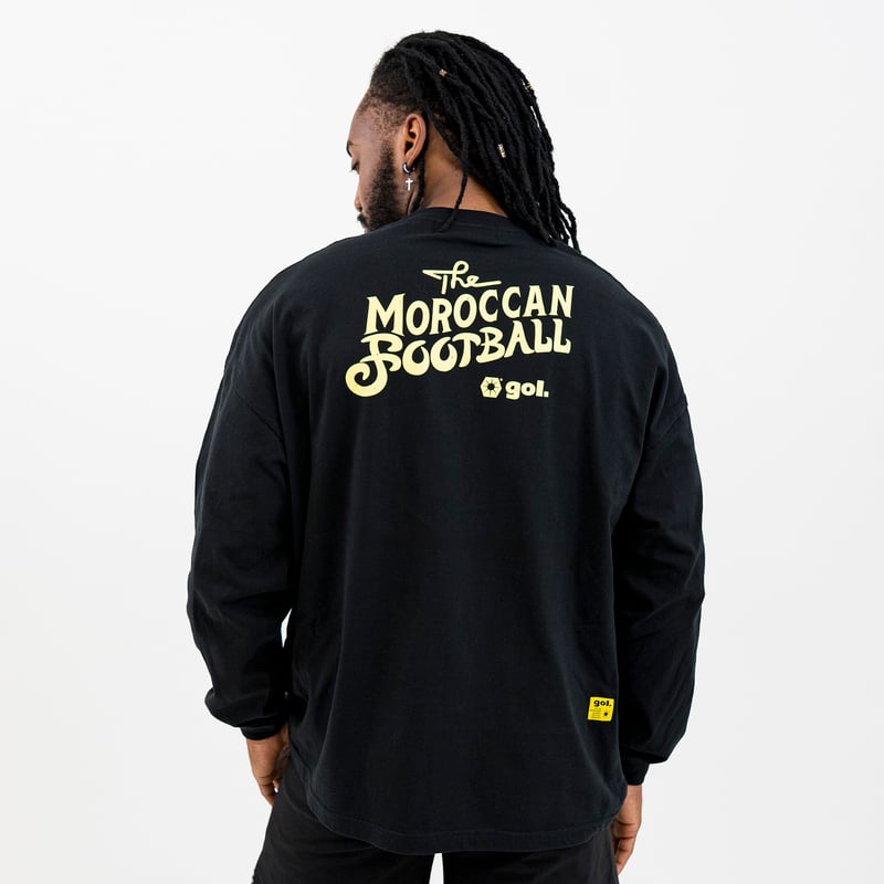 黒 長袖カットソー ロゴ付き BLACK by VANQUISH（ブラックバイバンキッシュ） クルーネック Tシャツ