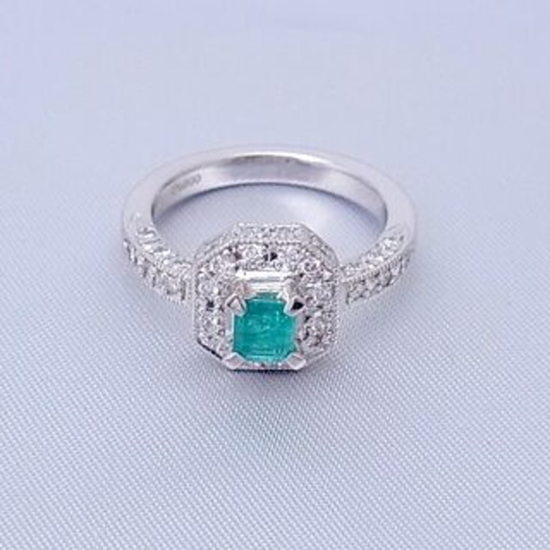 【ようと】エメラルド・ダイヤモンドリング (Pt) エメラルド ダイヤモンドリング EM 0.46ct D 0.19ct Pt900 日宝