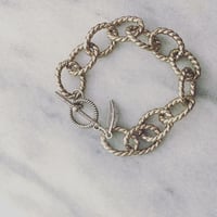 volume chain bracelet