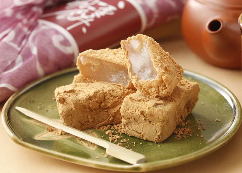 くるみ羽二重餅（16個入り） | 羽二重餅の古里【マエダセイカ】