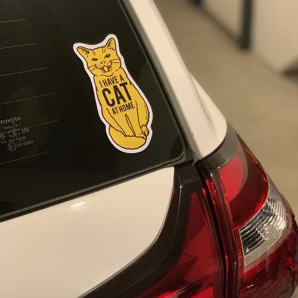 CAT AT HOME カーステッカー | GRAFT General Store