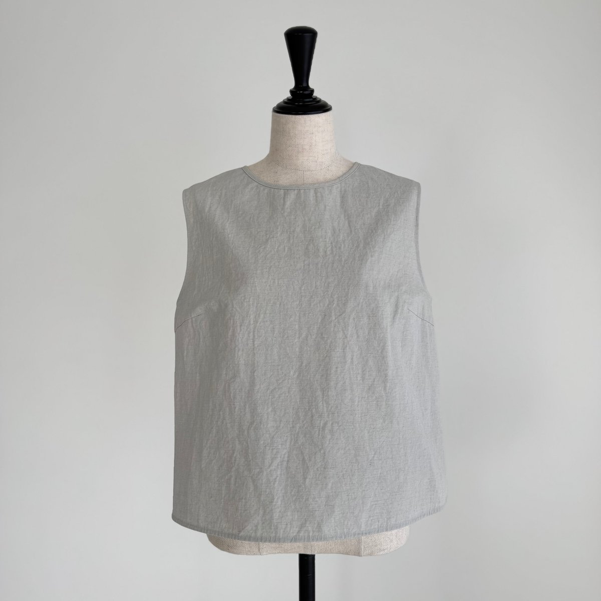 BUFFY VINTAGE SLEEVELESS BLOUSE/MIST GRAY | ARGUE